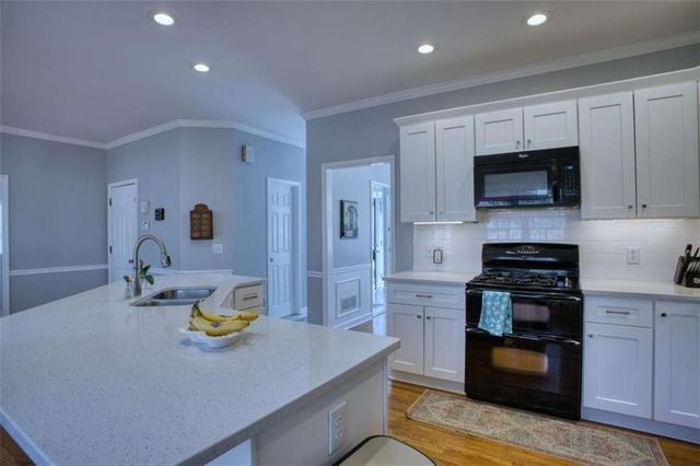 9600 Poplar Court, Douglasville, GA 30135
