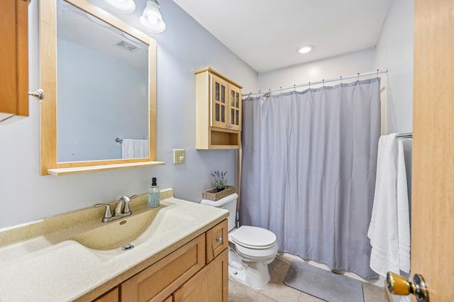 40042 Harvester Avenue, North Branch, MN 55056