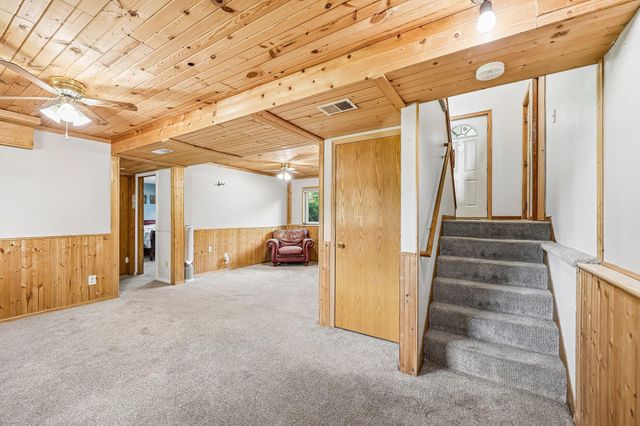 40042 Harvester Avenue, North Branch, MN 55056