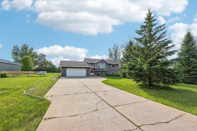 40042 Harvester Avenue, North Branch, MN 55056