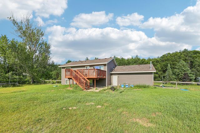 40042 Harvester Avenue, North Branch, MN 55056