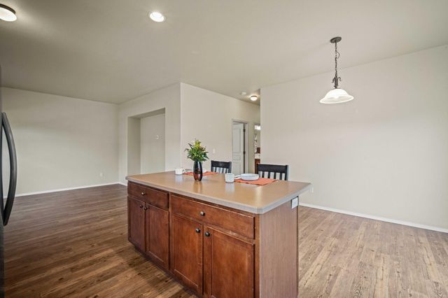 20627 White Dove Lane, Bend, OR 97702