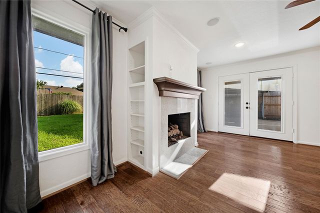 2414 Tannehill Drive, Houston, TX 77008