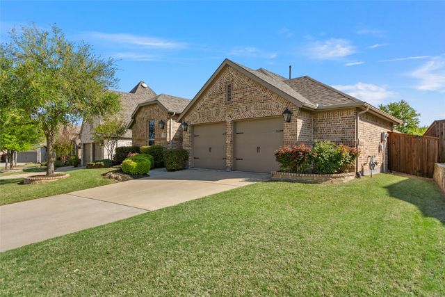 316 Village Creek Drive, Mckinney, TX 75071