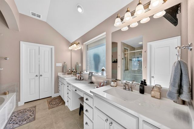 316 Village Creek Drive, Mckinney, TX 75071