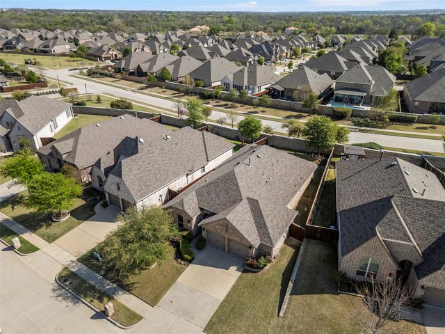 316 Village Creek Drive, Mckinney, TX 75071