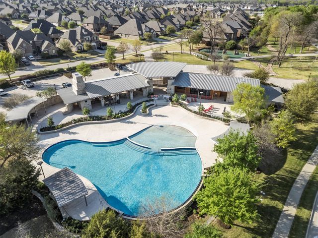 316 Village Creek Drive, Mckinney, TX 75071
