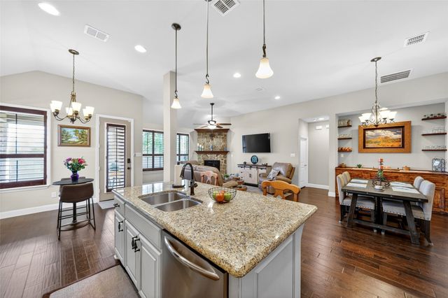 316 Village Creek Drive, Mckinney, TX 75071