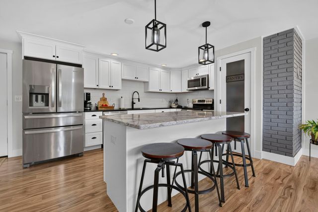 294 Reservoir Drive, Weare, NH 03281