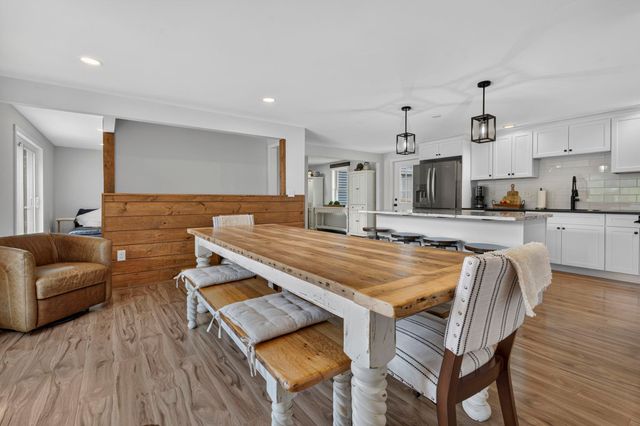 294 Reservoir Drive, Weare, NH 03281