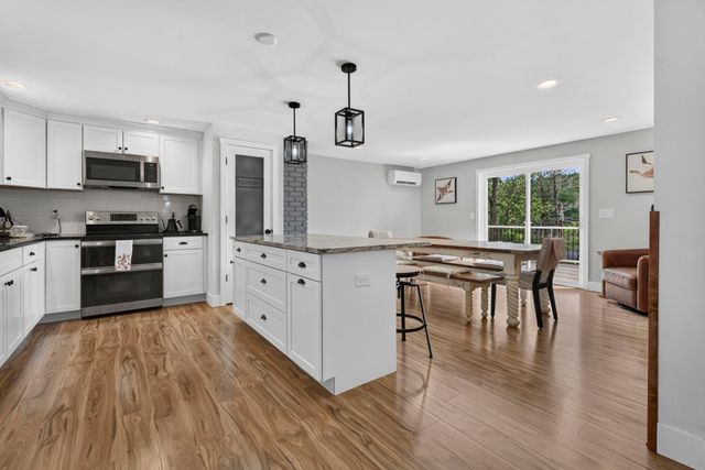 294 Reservoir Drive, Weare, NH 03281