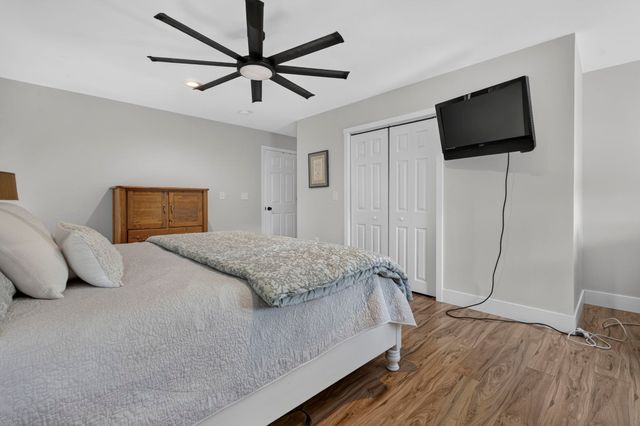 294 Reservoir Drive, Weare, NH 03281