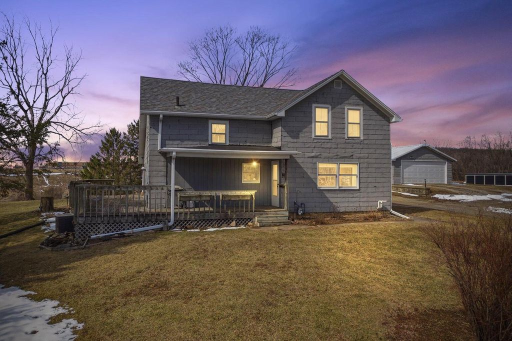 754 N Church STREET, Watertown, WI 53098