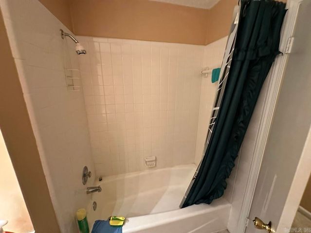 10 Summerhill Court, Little Rock, AR 72211