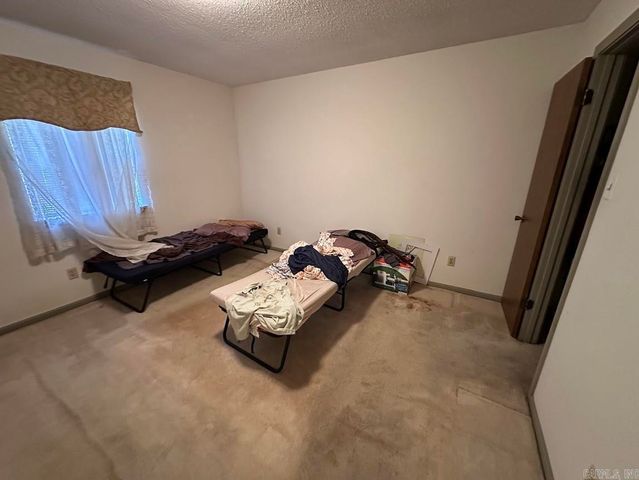 10 Summerhill Court, Little Rock, AR 72211