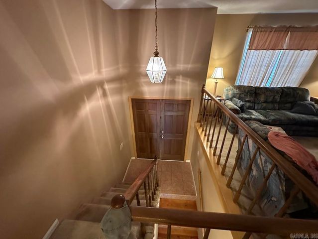 10 Summerhill Court, Little Rock, AR 72211