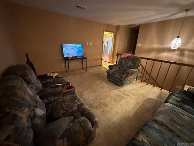 10 Summerhill Court, Little Rock, AR 72211