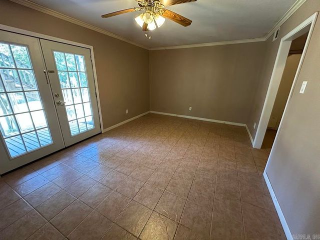 10 Summerhill Court, Little Rock, AR 72211