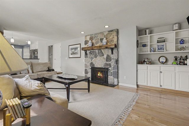 5589 Tanglewood Drive, Ann Arbor, MI 48105