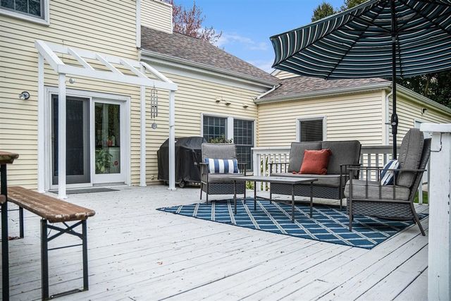 5589 Tanglewood Drive, Ann Arbor, MI 48105