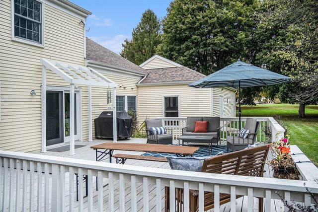 5589 Tanglewood Drive, Ann Arbor, MI 48105