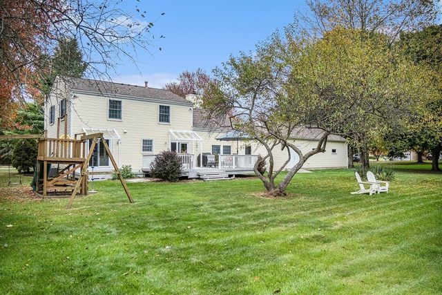 5589 Tanglewood Drive, Ann Arbor, MI 48105