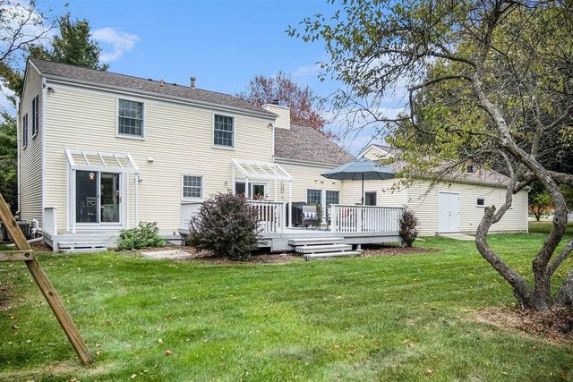 5589 Tanglewood Drive, Ann Arbor, MI 48105