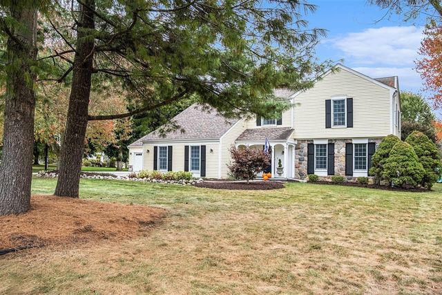 5589 Tanglewood Drive, Ann Arbor, MI 48105