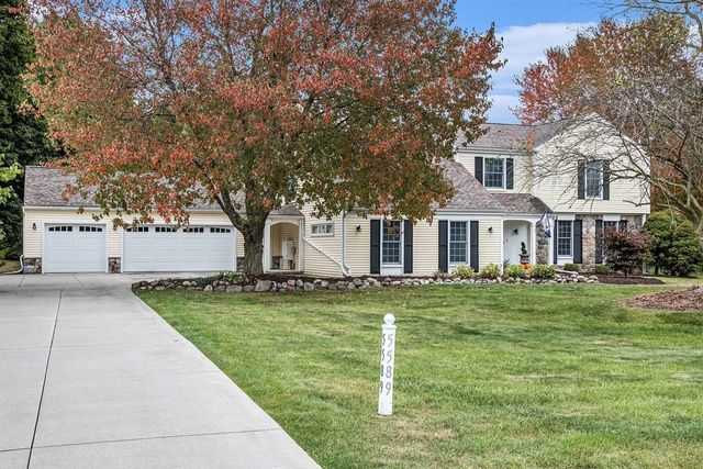 5589 Tanglewood Drive, Ann Arbor, MI 48105