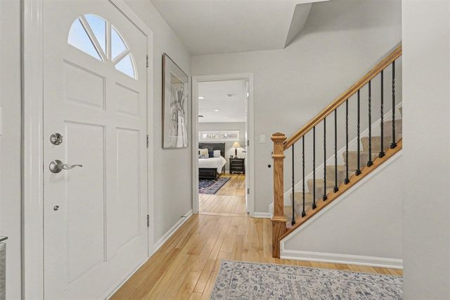 5589 Tanglewood Drive, Ann Arbor, MI 48105