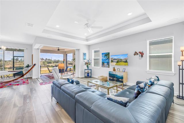 8721 OCEAN TIDES COVE, Parrish, FL 34219