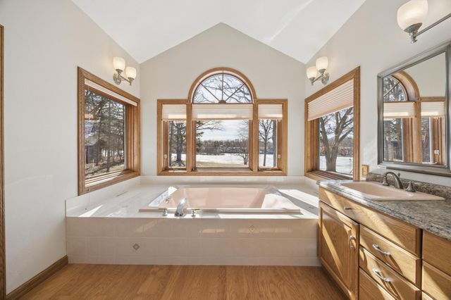 4100 Ricecliff Lane NW, Rice, MN 56367