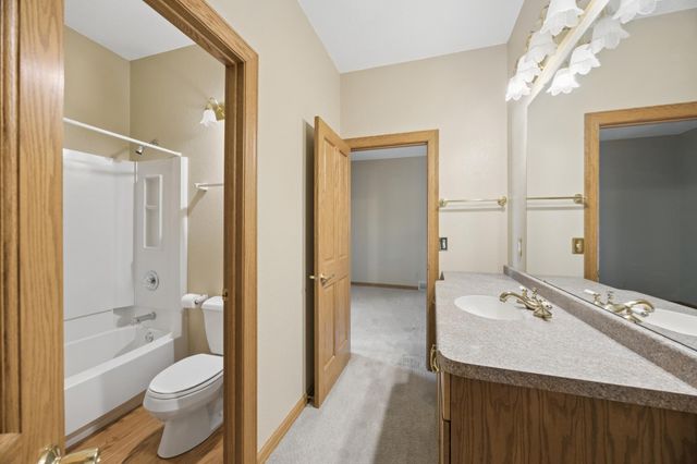 4100 Ricecliff Lane NW, Rice, MN 56367