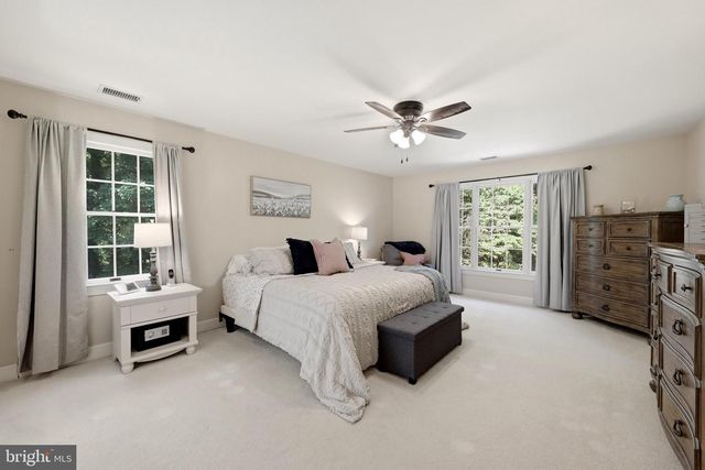 102 JULIE CT, Winchester, VA 22602