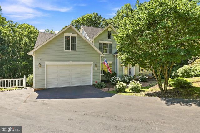 102 JULIE CT, Winchester, VA 22602