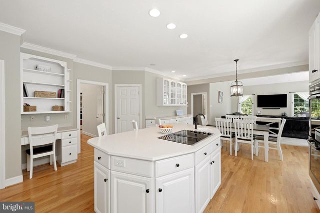 102 JULIE CT, Winchester, VA 22602