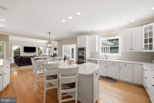 102 JULIE CT, Winchester, VA 22602