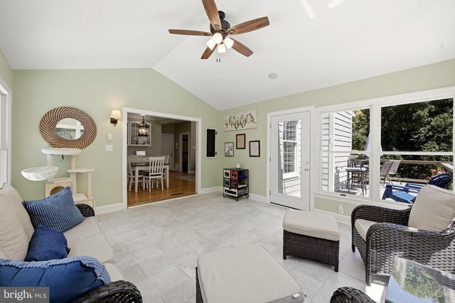 102 JULIE CT, Winchester, VA 22602