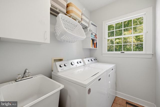 102 JULIE CT, Winchester, VA 22602