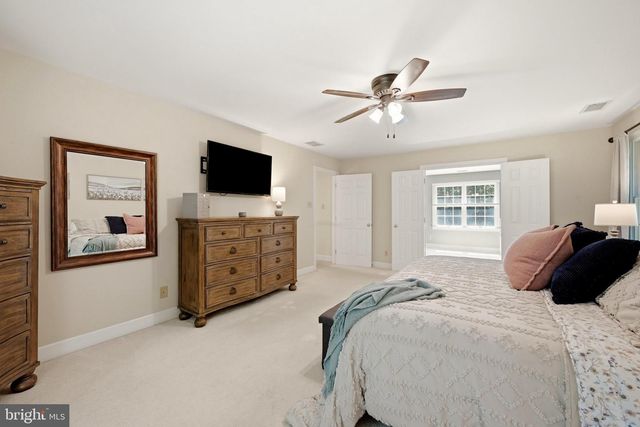 102 JULIE CT, Winchester, VA 22602