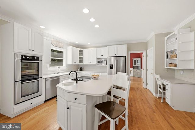 102 JULIE CT, Winchester, VA 22602