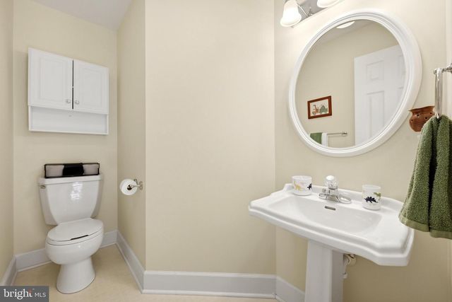 102 JULIE CT, Winchester, VA 22602