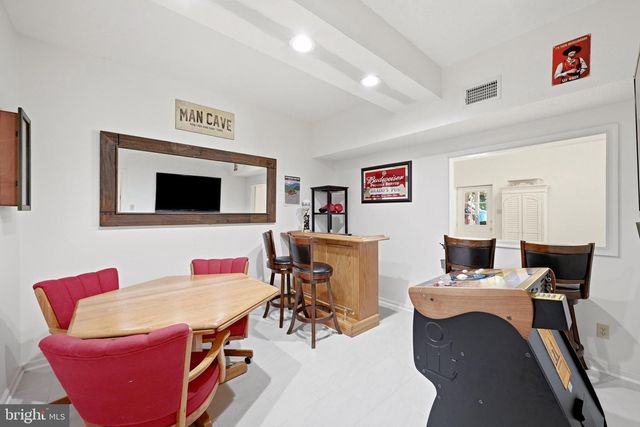 102 JULIE CT, Winchester, VA 22602