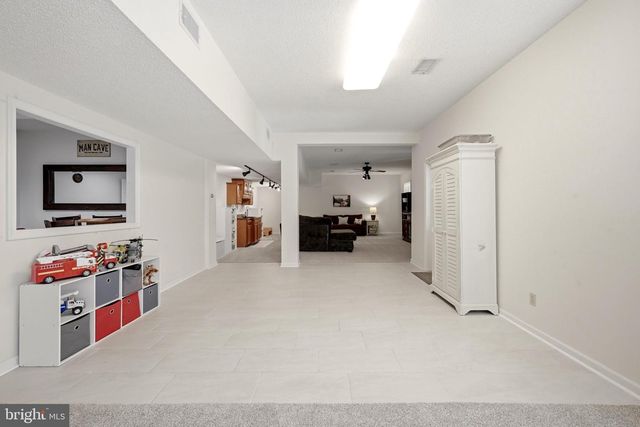 102 JULIE CT, Winchester, VA 22602