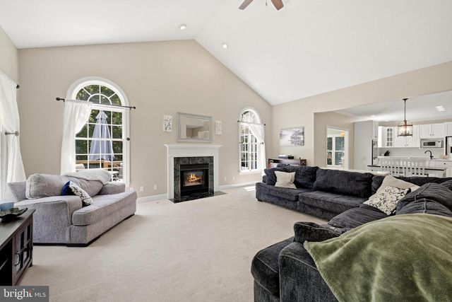 102 JULIE CT, Winchester, VA 22602