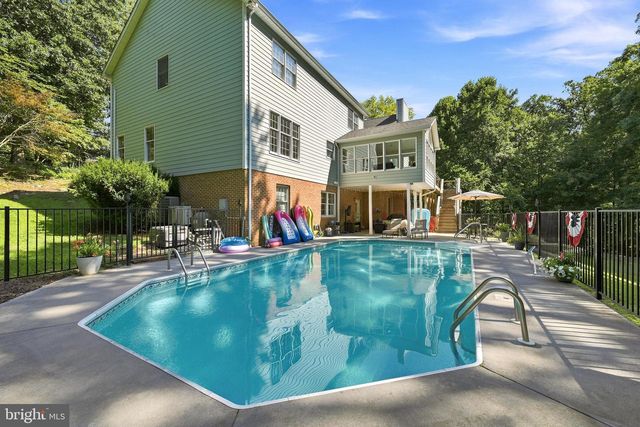 102 JULIE CT, Winchester, VA 22602
