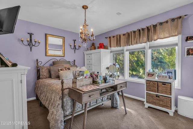 7 Red Coach Lane, Holmdel, NJ 07733