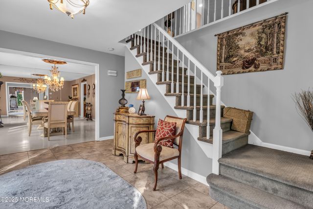 7 Red Coach Lane, Holmdel, NJ 07733