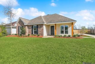 30426 Paul St, Walker, LA 70785