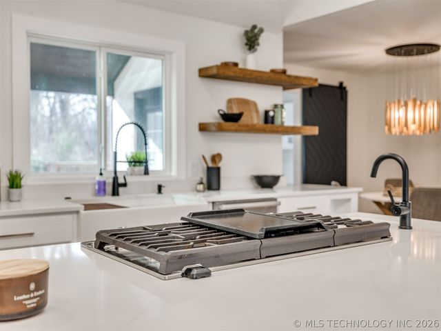 10502 S Quebec Avenue, Tulsa, OK 74137